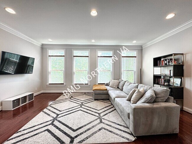 Foto del edificio - 9471 Canonbury Square