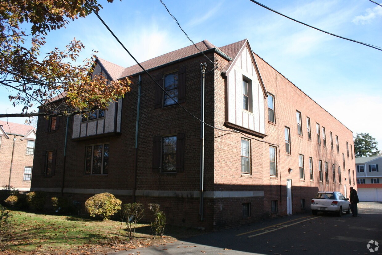 361 Alden Ave, New Haven, CT 06515 Apartments in New Haven, CT