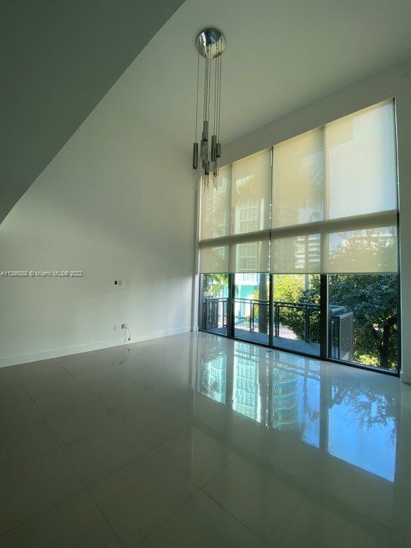 6000 Collins Ave Unit 308, Miami Beach, FL 33140 Condo for Rent in Miami Beach, FL