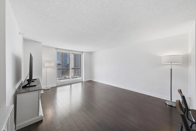 Foto del edificio - 545 N Dearborn St