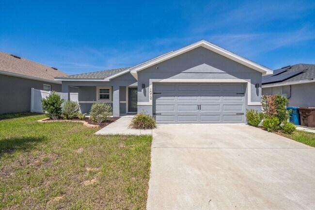 Building Photo - Charming 3BR House in Haines City
