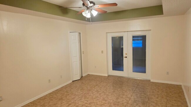 Foto del edificio - 1752 SW Starman Ave