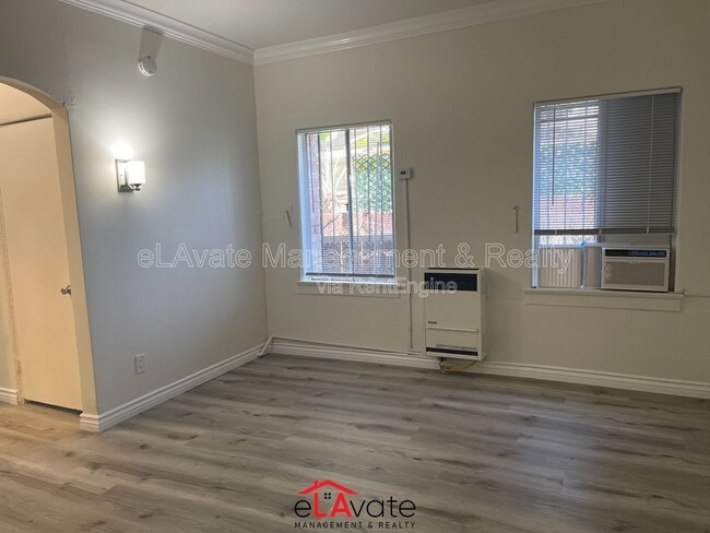 Foto del edificio - 832 S Fedora St