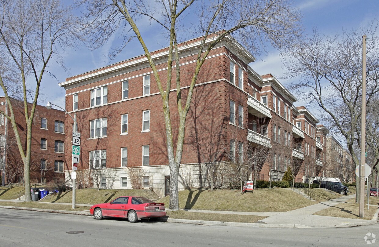 Foto del edificio - San Rafael Apartments