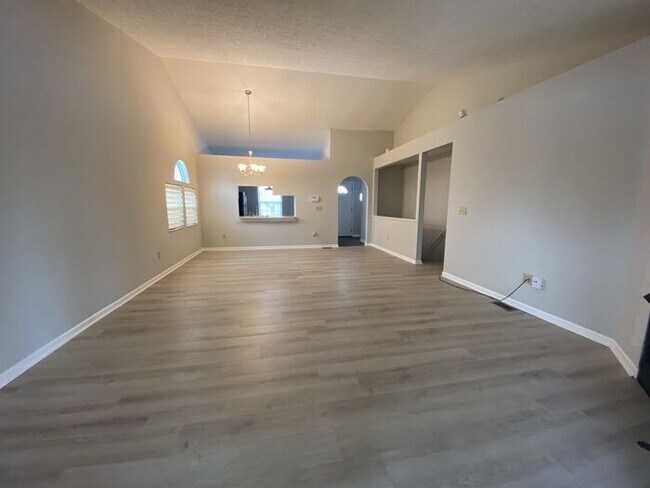 Building Photo - Winchester Lakes 3 BR Home