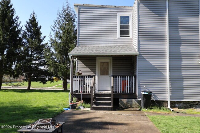 Building Photo - 1724 Luzerne St
