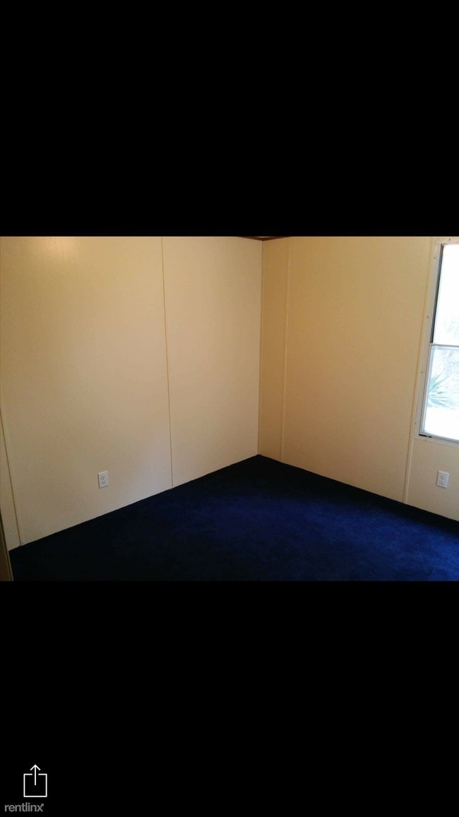 Building Photo - 20 Red Tip Ln