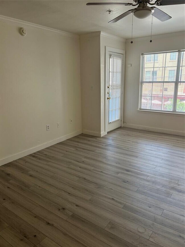 Foto del edificio - 501 W 26th St