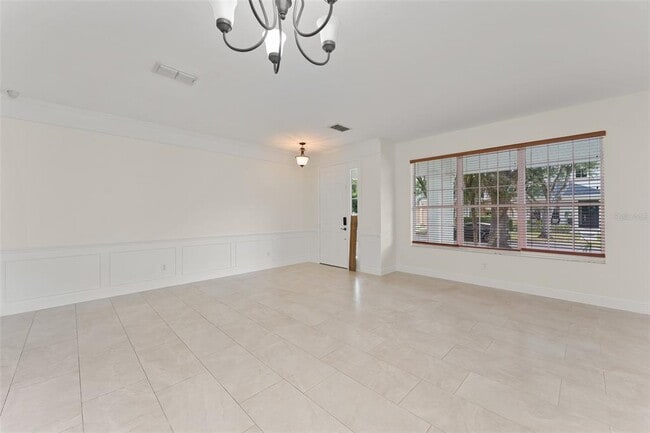 Building Photo - 8838 Abbotsbury Dr