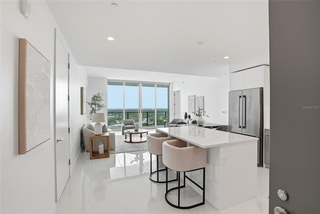 Foto del edificio - 400 Central Ave