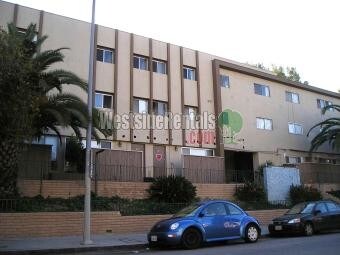 Foto principal - 1570 N Edgemont St