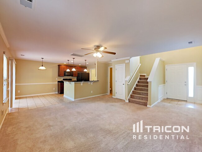 Building Photo - 2807 Old House Cir