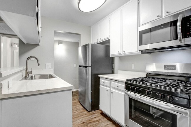 Interior Photo - Park Dickens