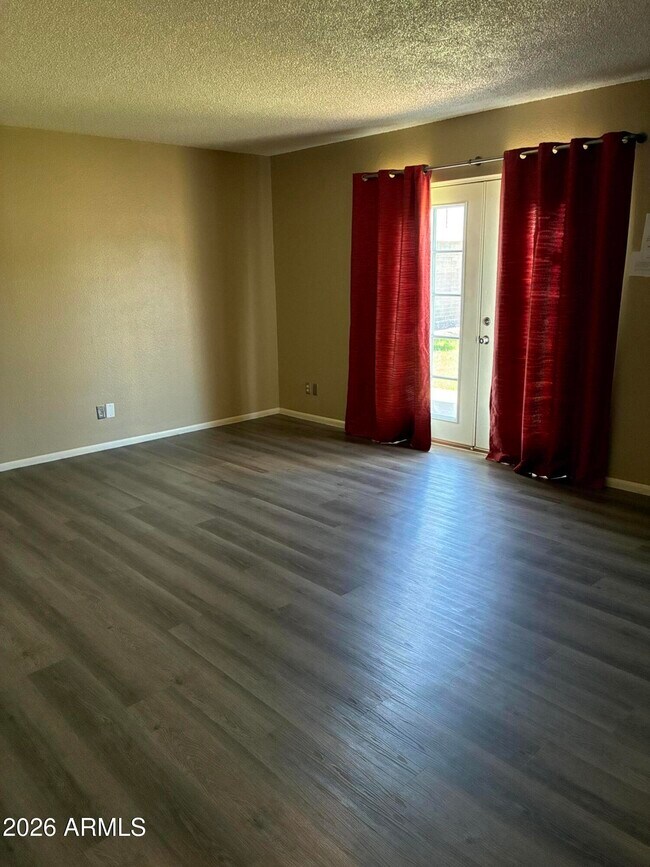 Foto del edificio - 7314 E Polk St