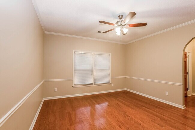 Foto del edificio - 8853 Dewberry Ln