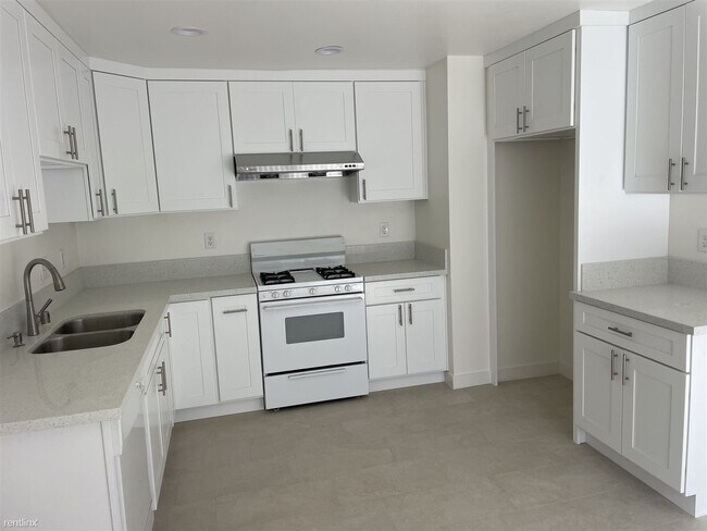 Foto del edificio - 3 br, 2 bath 4plex - 8072 Constantine Drive A