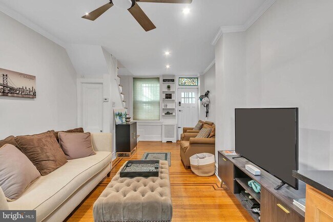 Foto del edificio - 1830R32 Manning St