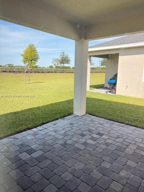 Foto del edificio - 6576 Cloverdale Ave
