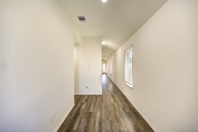 Building Photo - 5406 Castlebury Meadows Dr
