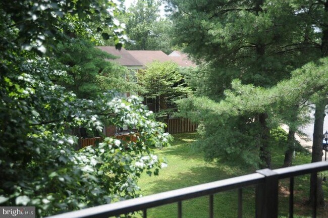 Foto del edificio - 830 Quince Orchard Blvd