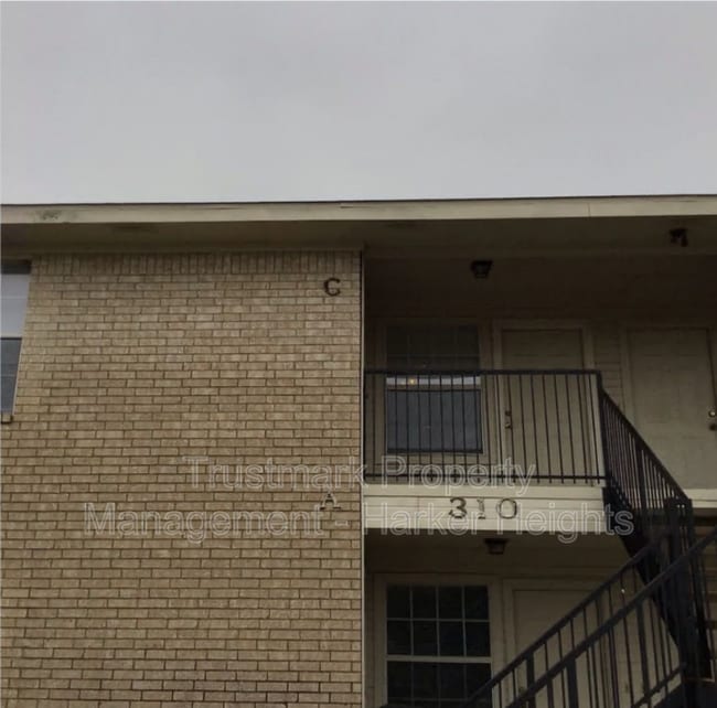 Building Photo - 310 S 40th St