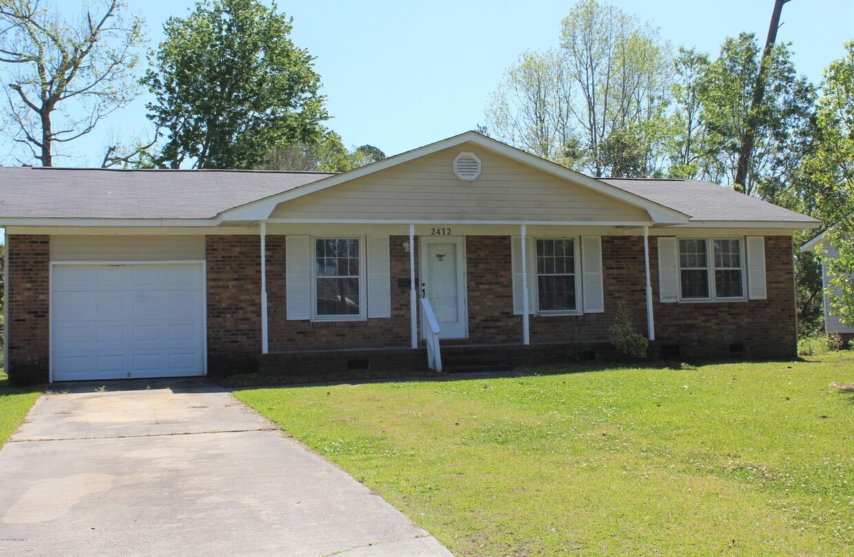 Primary Photo - 2412 Emeline Pl