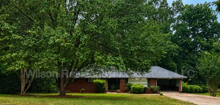 Building Photo - 3941 Pomeroy Dr