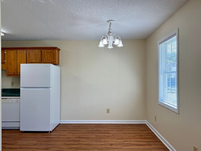 Foto del edificio - 1108 Woods Rd NW