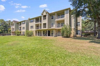 Building Photo - 2400 Spring Rain Dr