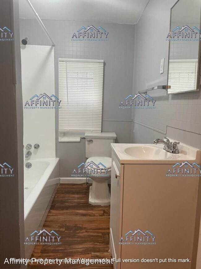 Building Photo - 3 br, 1 bath House - 330 Hortman Ave