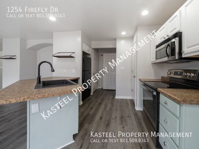 Foto del edificio - 1254 Firefly Dr