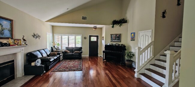 Building Photo - 1088 Cheshire Cir