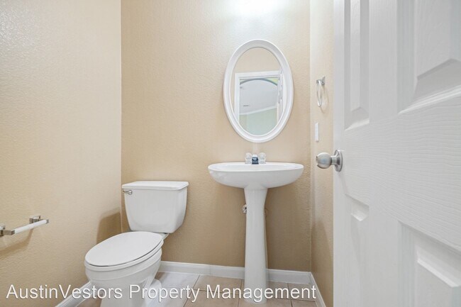 Foto del edificio - 4 br, 2.5 bath House - 1611 Hawk Dr