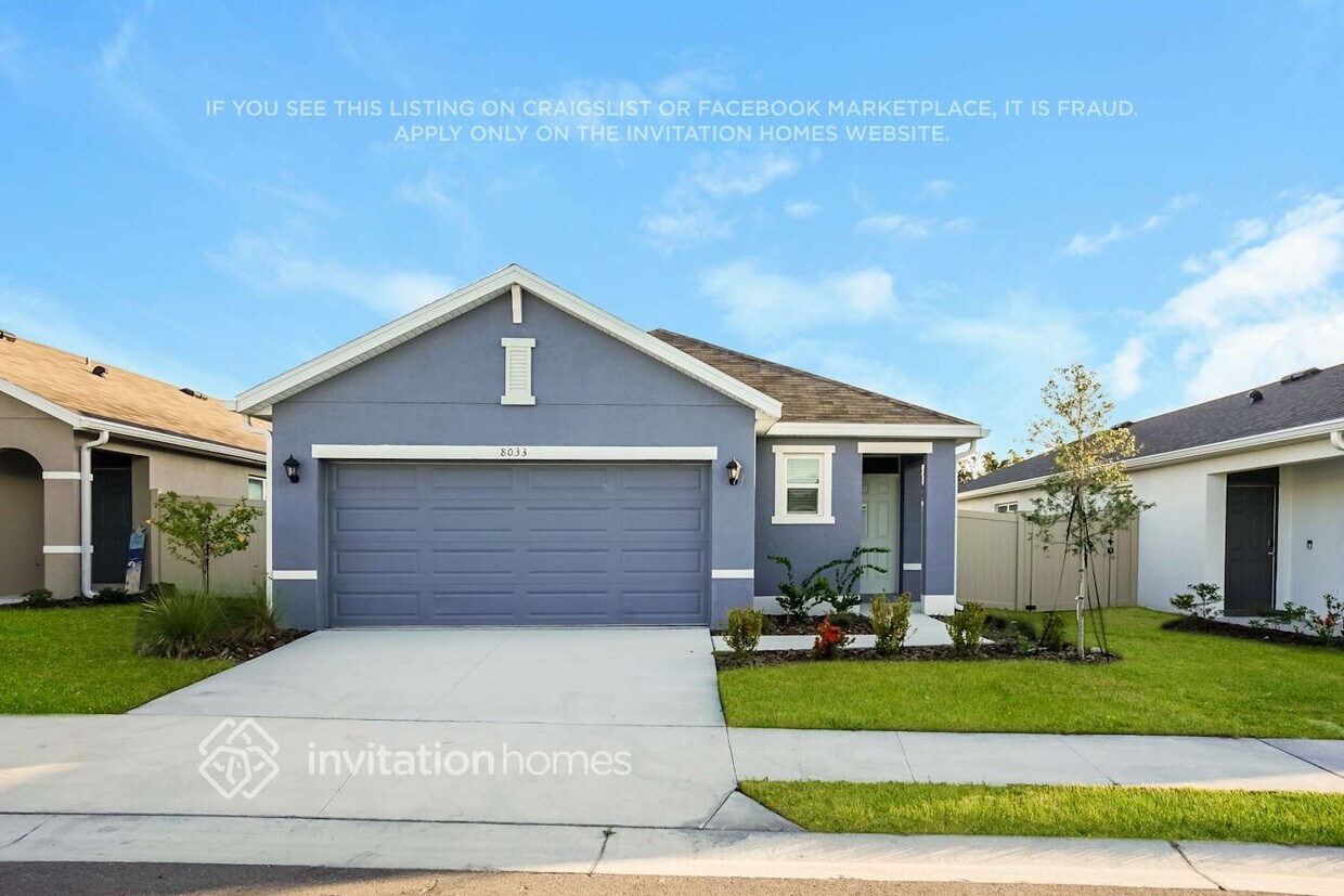 Foto principal - 8033 Majestic Palms Ct
