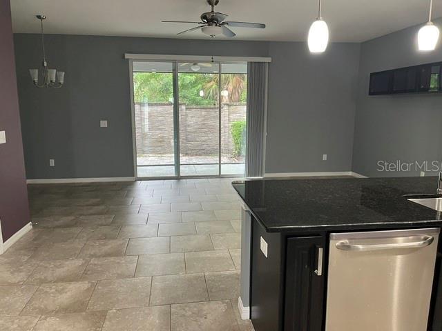 Foto del edificio - 6445 Baytown Dr