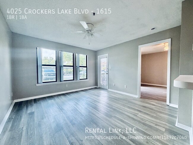 Foto del edificio - 4025 Crockers Lake Blvd