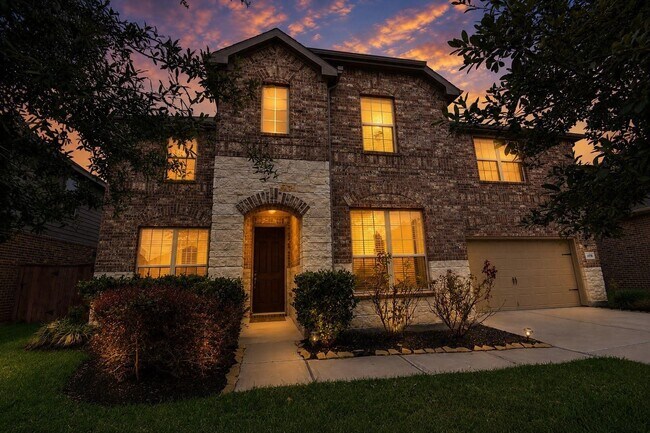 Foto del edificio - 24918 Meadowthorn Crest Ln