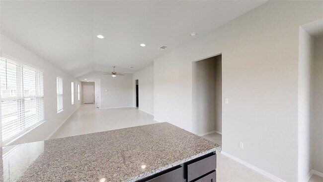 Foto del edificio - 193 Heather Glen Way