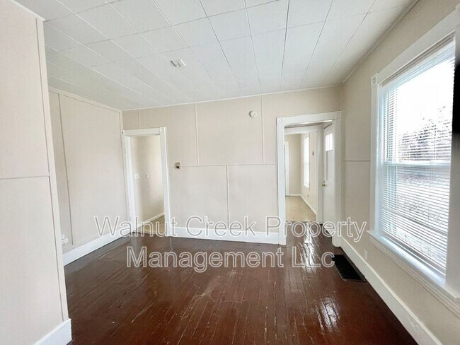 Foto del edificio - 1627-1627 E 31st St