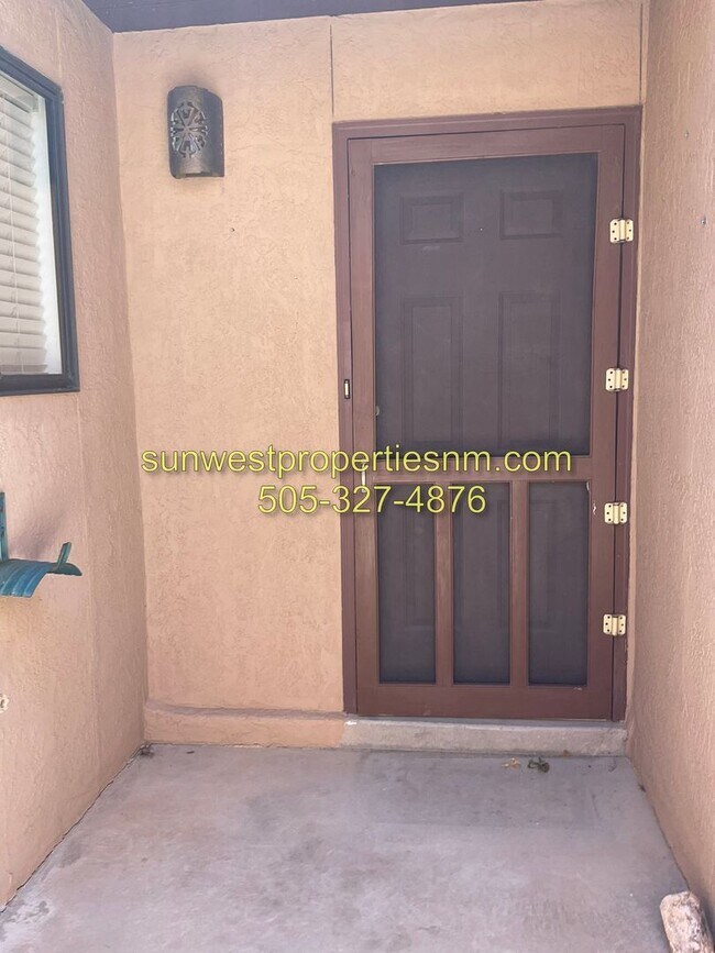 Foto del edificio - 3844 N Butler Ave