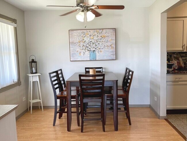 Building Photo - 5700 Dutch Mill Ct