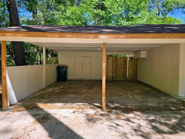 Building Photo - 2602 N Red Cedar Cir