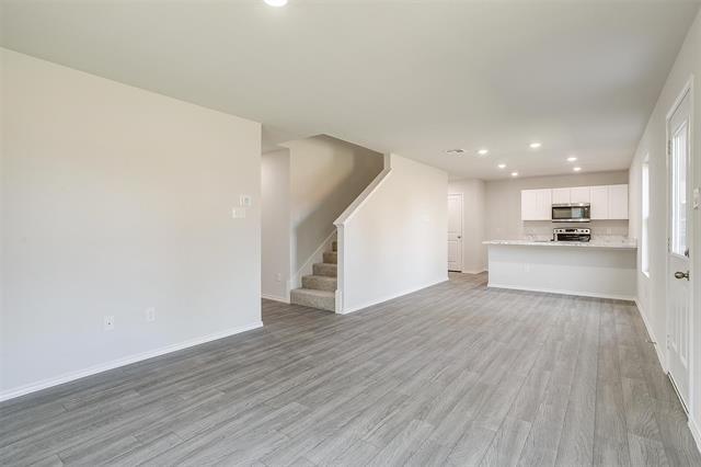 Building Photo - 516 Quail Mdws Dr