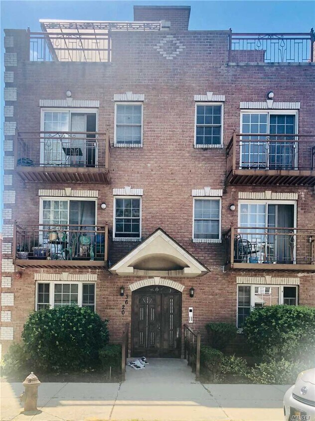 Primary Photo - 36-20 194th St