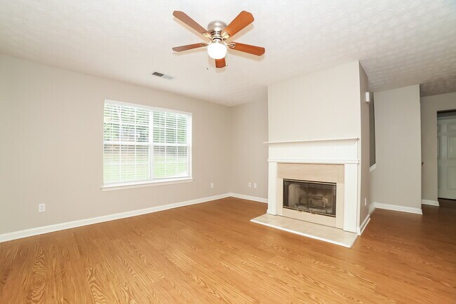 Foto del edificio - 6937 Fairway Trail