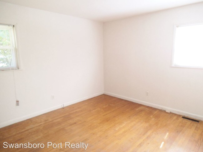Building Photo - 3 br, 1.5 bath House - 205 Yaupon Drive