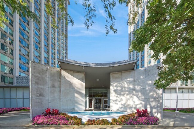 Foto del edificio - 3600 N Lake Shore Dr