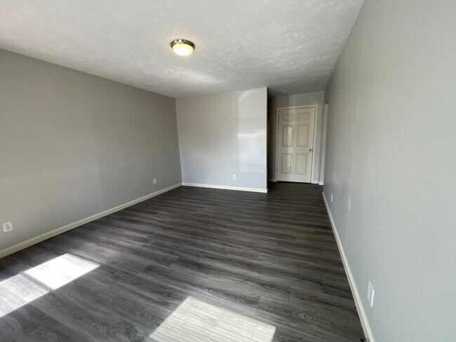 Foto del edificio - 32 Georgian Cv