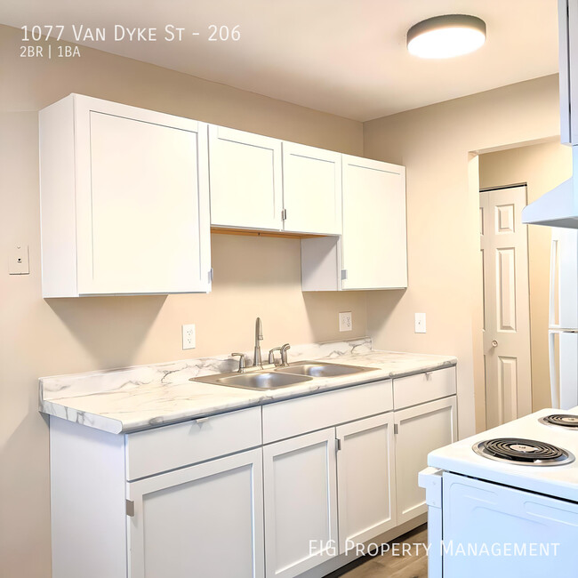 Building Photo - 1077 Van Dyke St