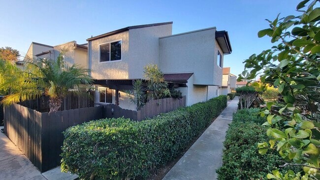 Building Photo - 9505 Easter Way